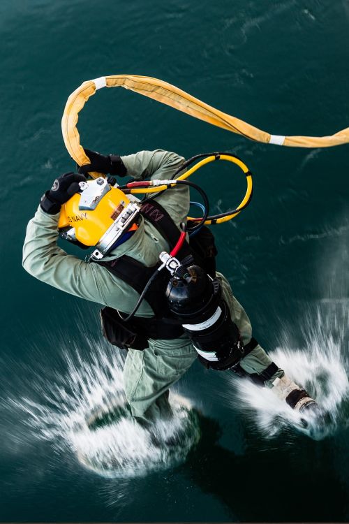 diver navy training