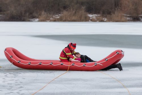 dlrg ice rescue water rescue