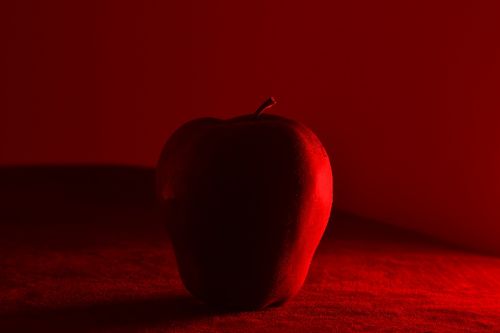 dna apple red