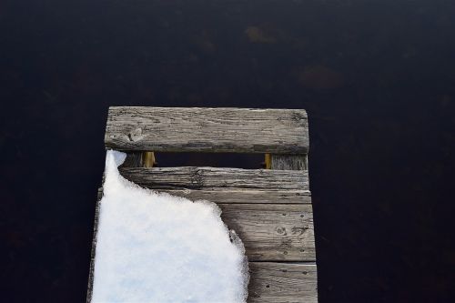 dock water snow