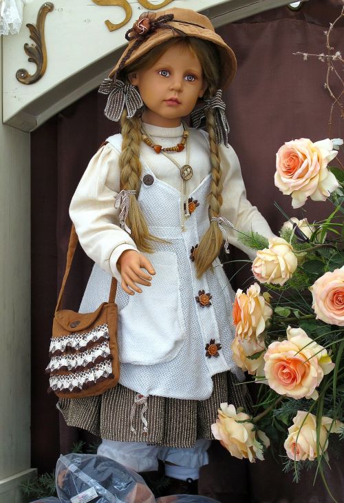 doll girl vintage