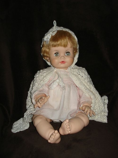doll antique girl