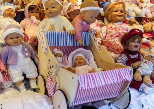 dolls faces children