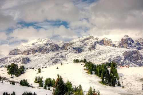 dolomites mountains italy