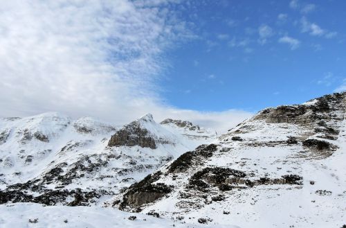 dolomites mountains snow