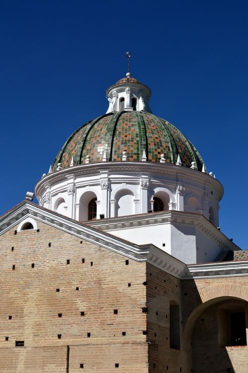 dome church architecture