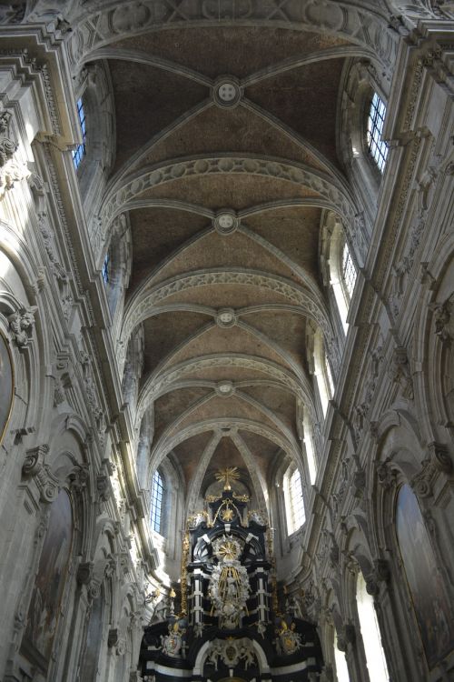 dome vaults building