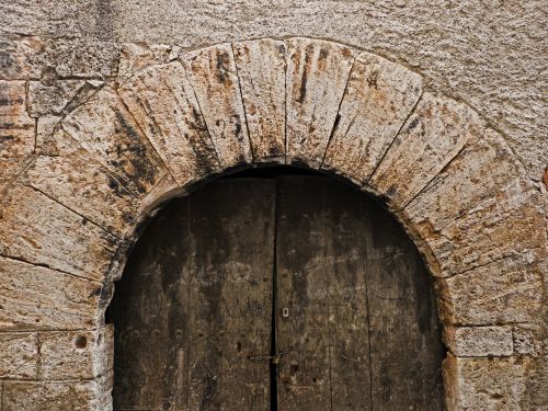 door stone arch arch