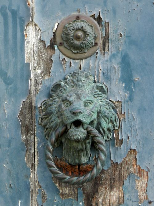door blue door knocker