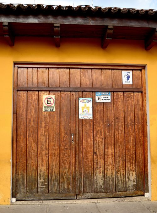 door wood wooden door