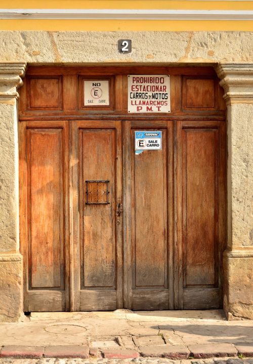 door wood wooden door