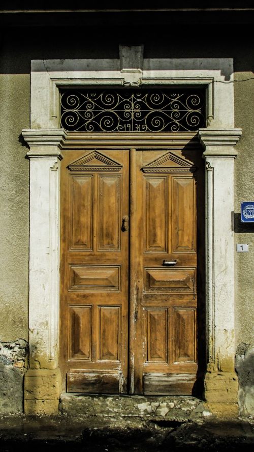 door wooden old