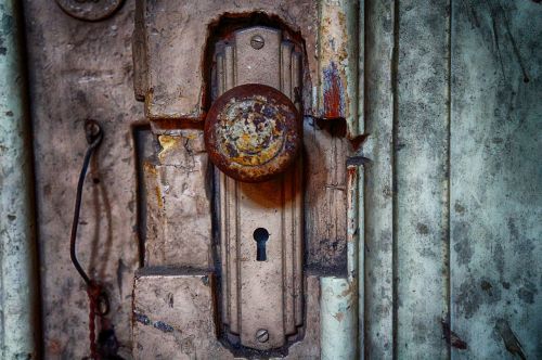 door lock key