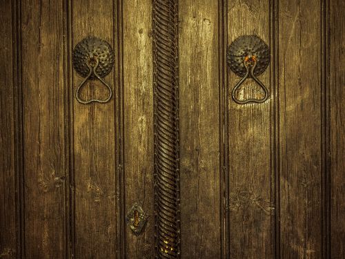 door wooden knocker