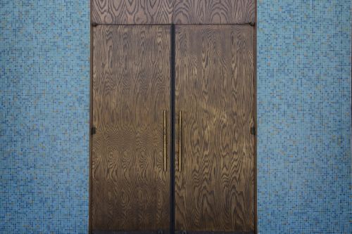 door tile wood