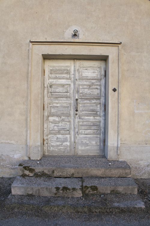 door old wall