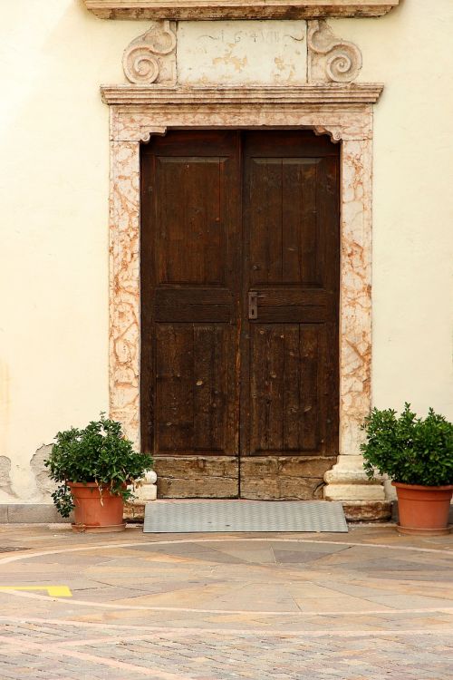 door wooden door input