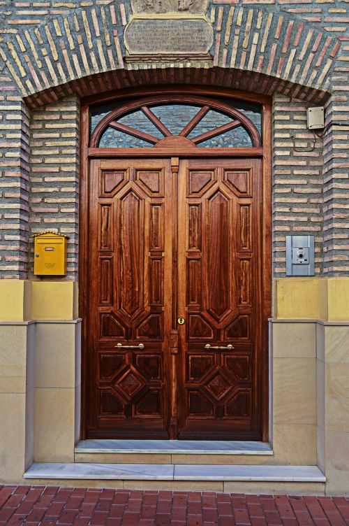 door wooden door wood
