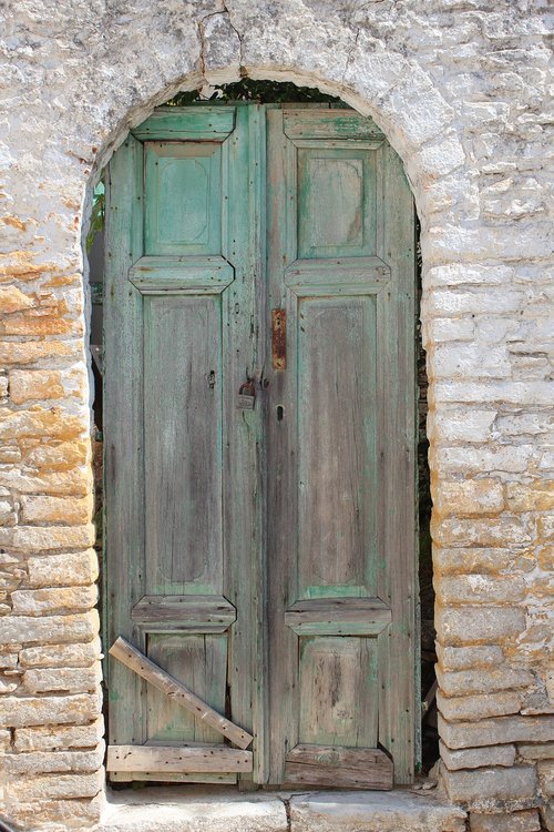 door  doorway  entrance