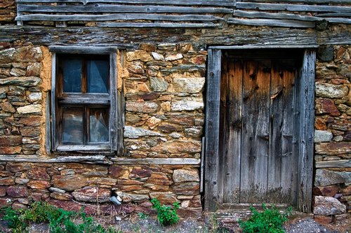 door  windows  house