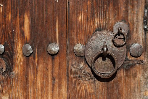door  wooden  entrance
