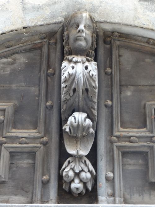 door capitol architecture