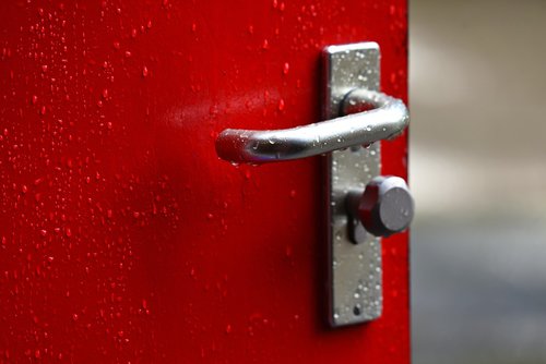 door handle  doorknob  lock