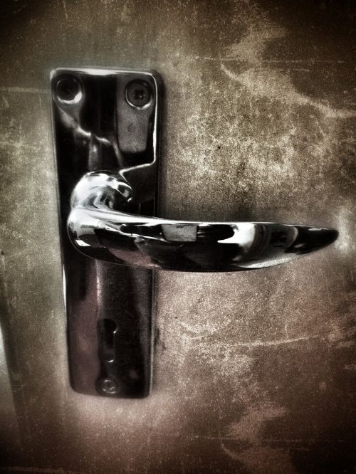 door handle lock door