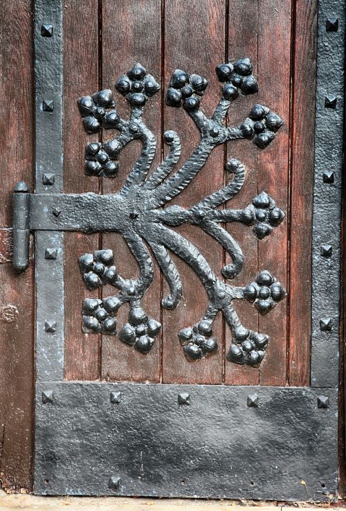 door hardware detail iron