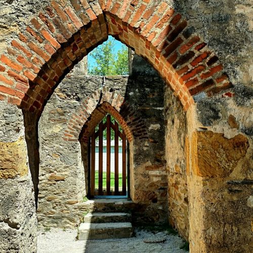 doorway bricks gate