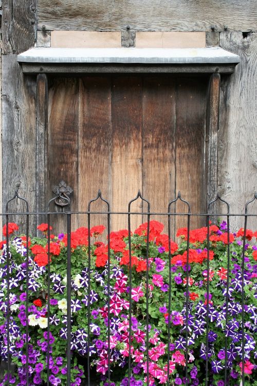 doorway garden shakespeare
