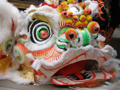 dragon chinese new year dance