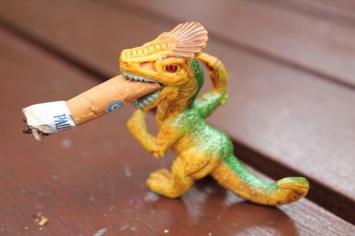 dragon cigarette butt toy