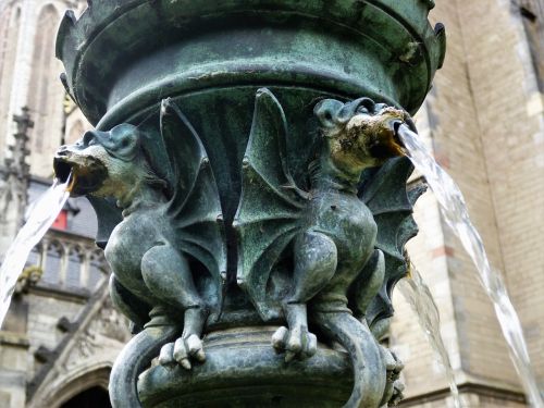 dragons fountain mythical creatures