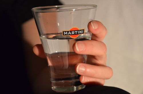 drink martini alcohol