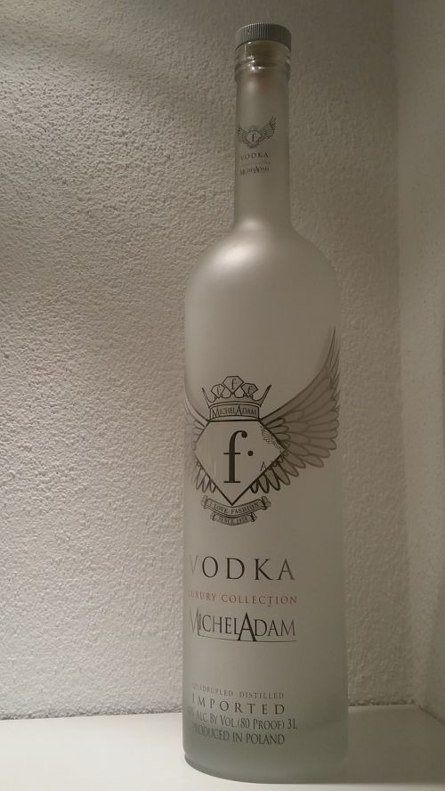 drink vodka bottle