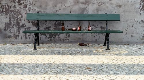 drink beer bench