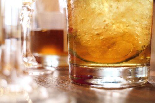 drink  cocktail  bar