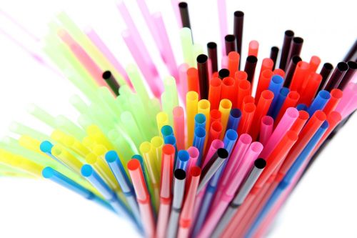 drinking straw straw color