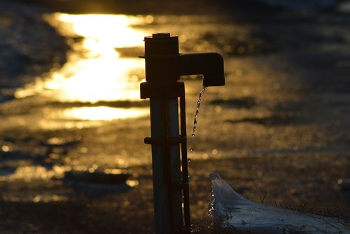 drip  water  fountain