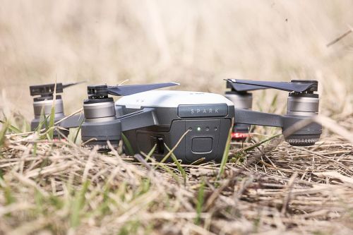 drone spark fly