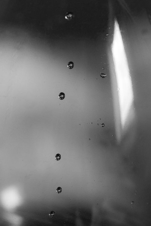 drops reflection mirror