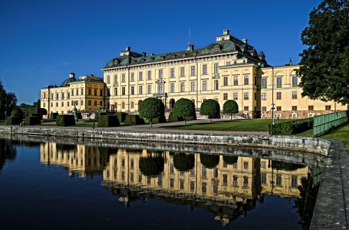 drottningholm palace castle royal residence