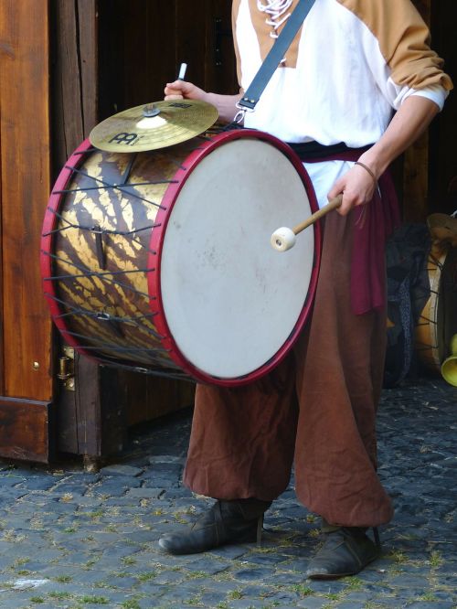 drummer drum knight festival
