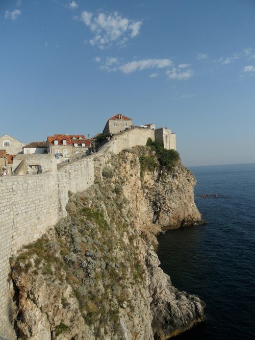 dubrovnik croatia city wall