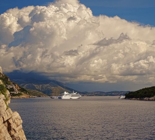 dubrovnik croatia sea