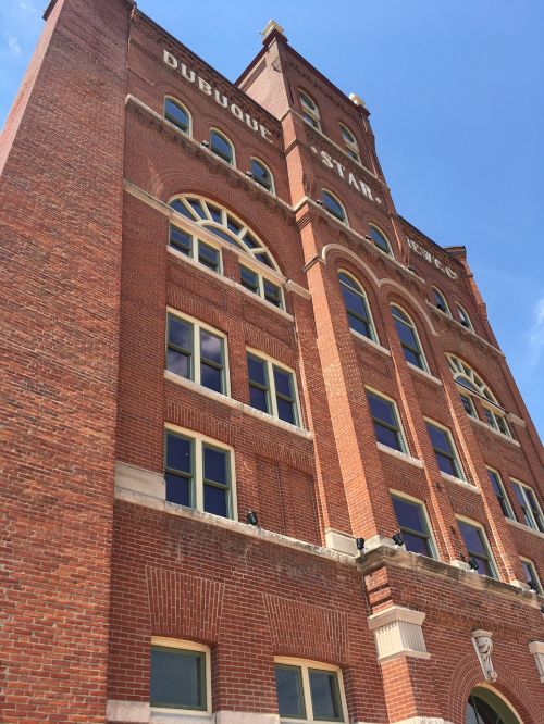 dubuque star brewery building