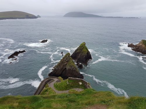 dún chaoin pier dingle ireland