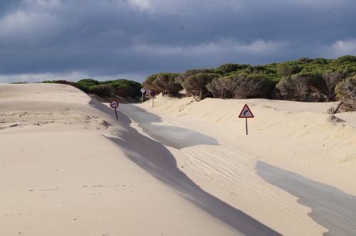 dunes signs road