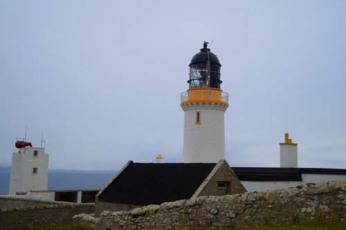 dunnet head  scotland  lighthouse